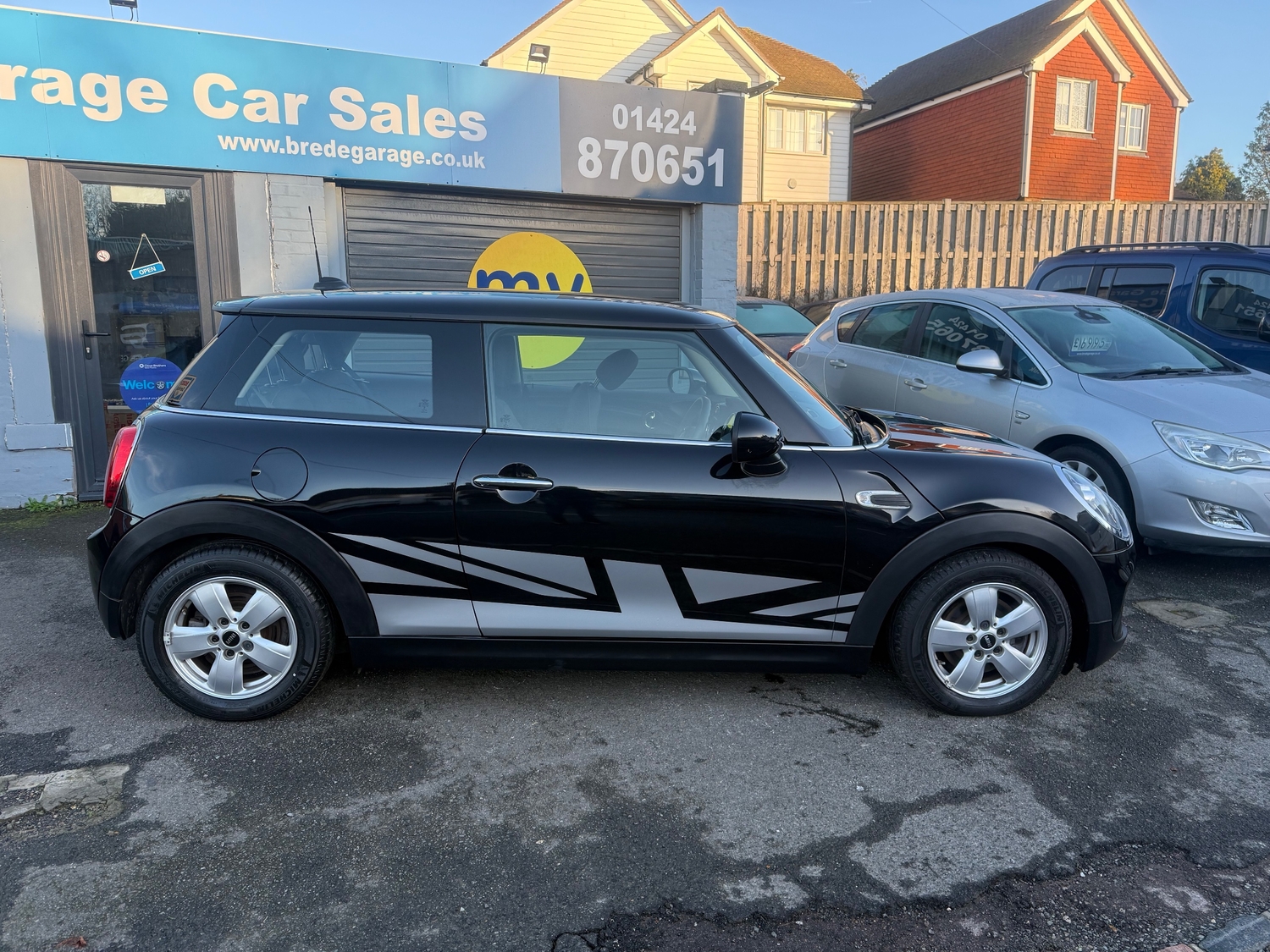 [ berth ]Mini Hatch
