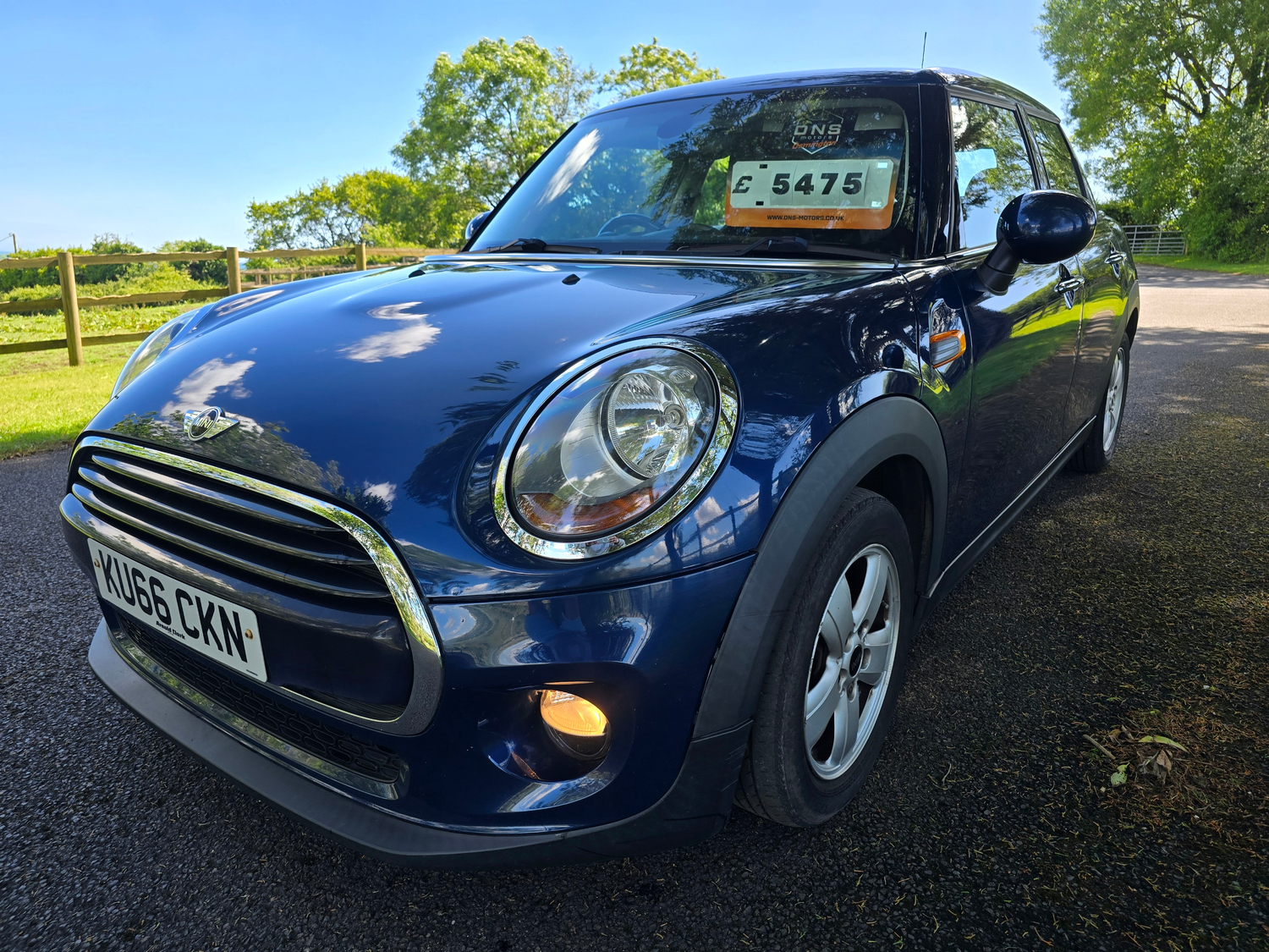 [ berth ]Mini Hatch