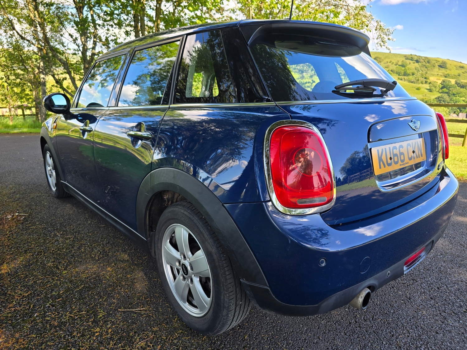 Mini Hatch 2016 - Cars