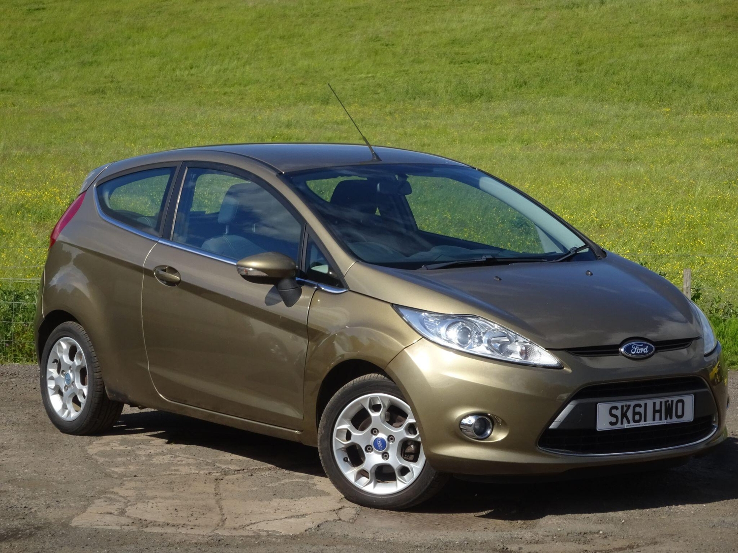 Ford Fiesta 2011 - Cars