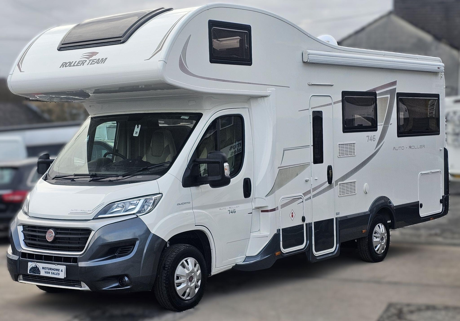 [6 berth ]Roller Team Auto-Roller 746