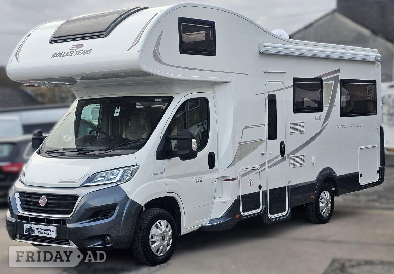 [6 berth ]Roller Team Auto-Roller 746