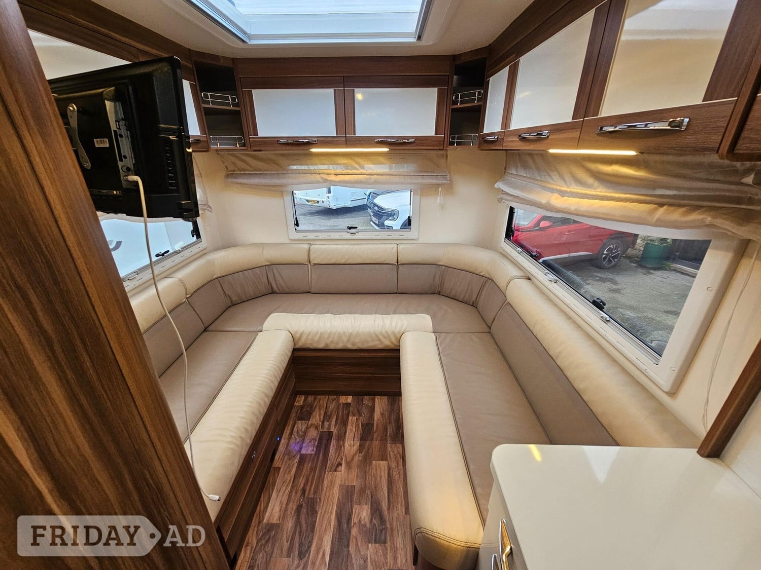 Roller Team Auto-Roller 746 2019 for sale - Motorhomes & Caravans
