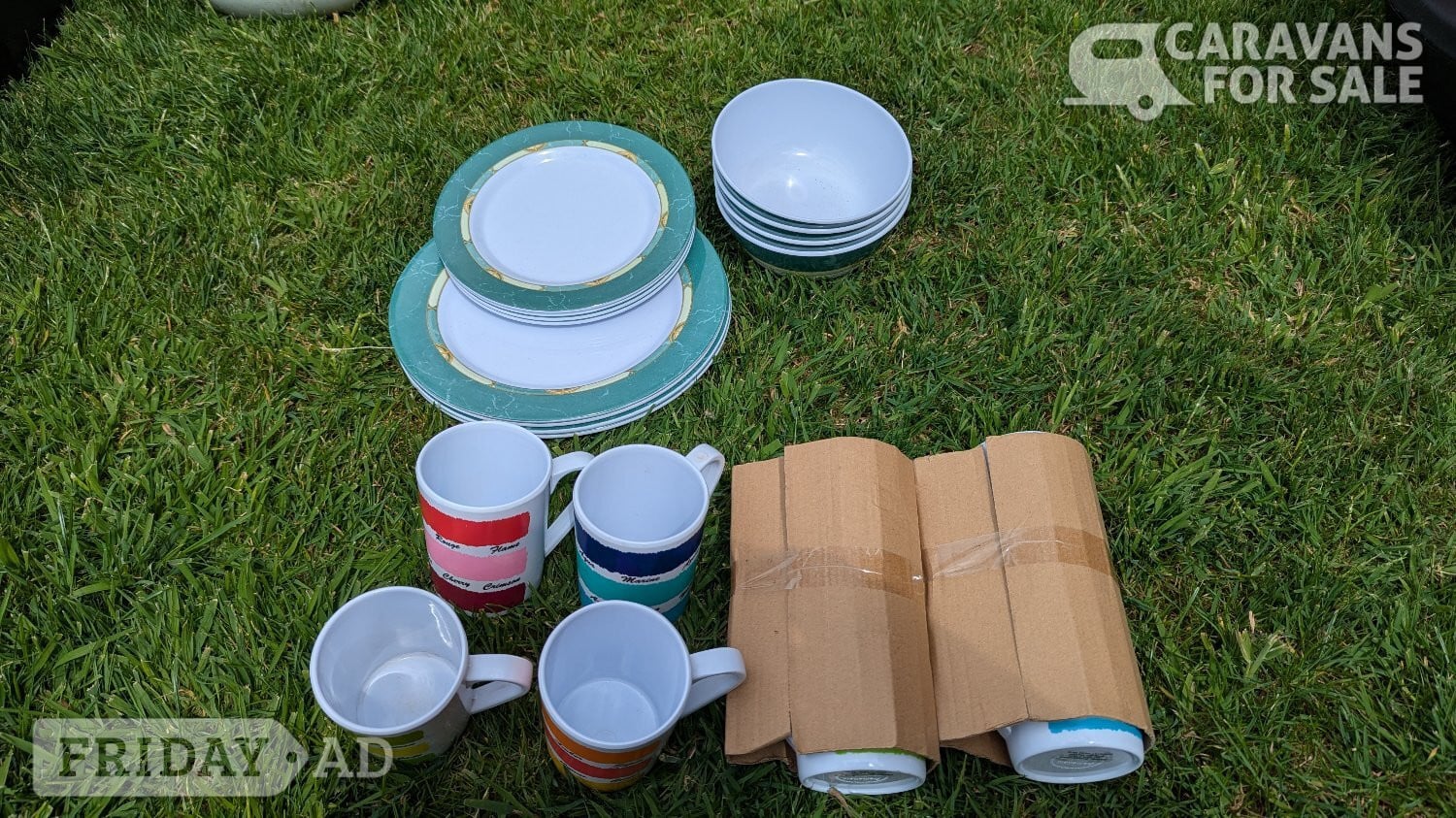 Melamine Plates, Bowls, Cups in Burton on the Wolds