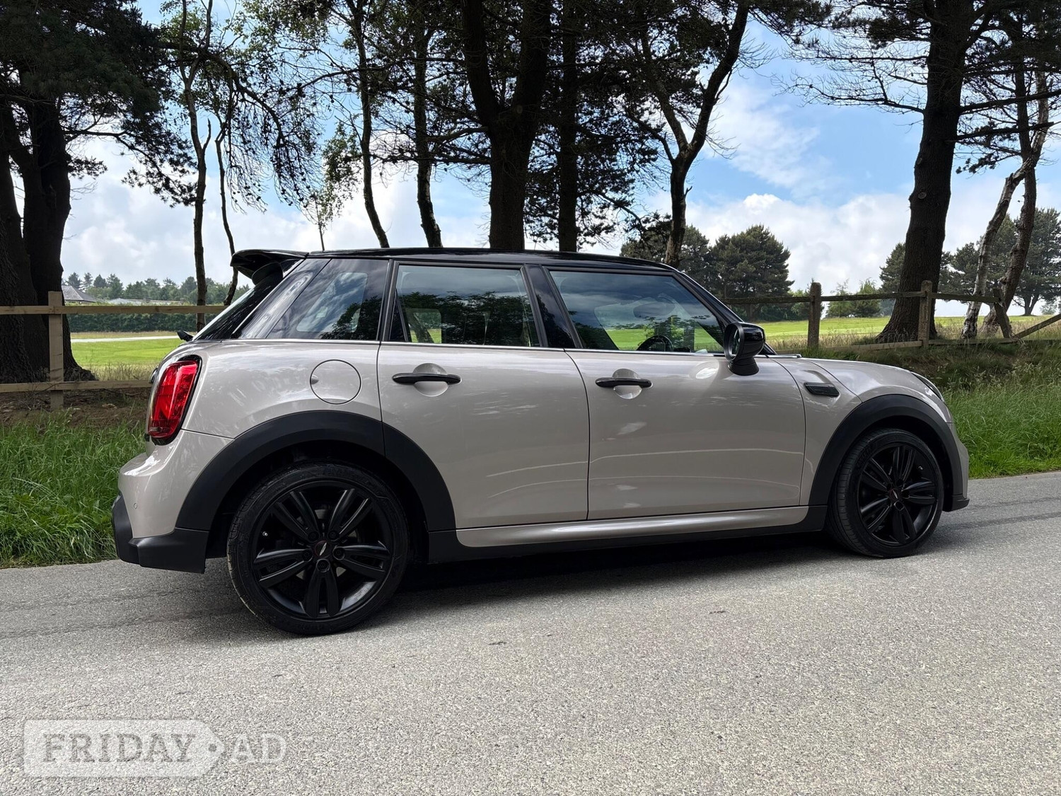 Mini Hatch 2021 - Cars