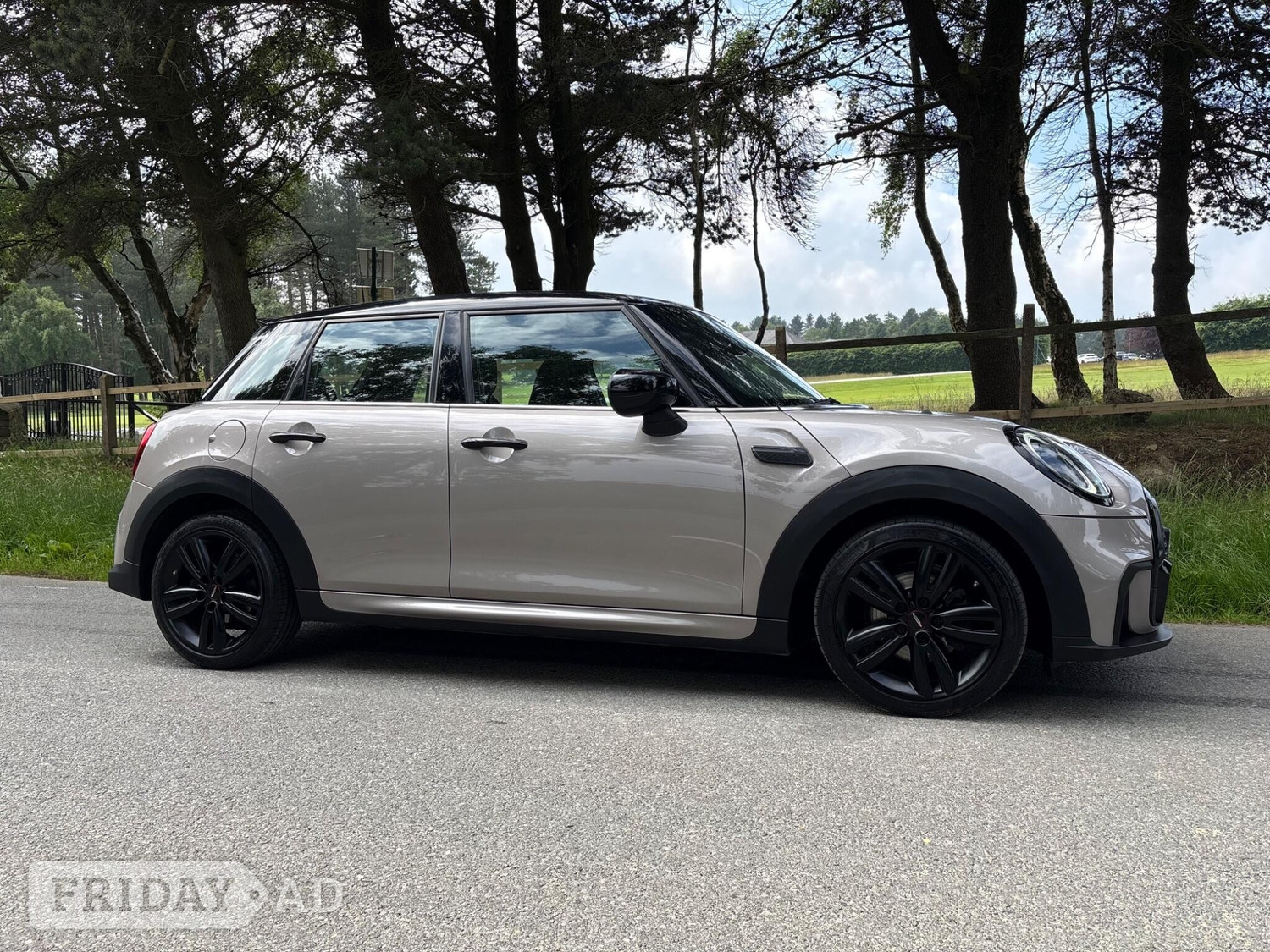 [ berth ]Mini Hatch