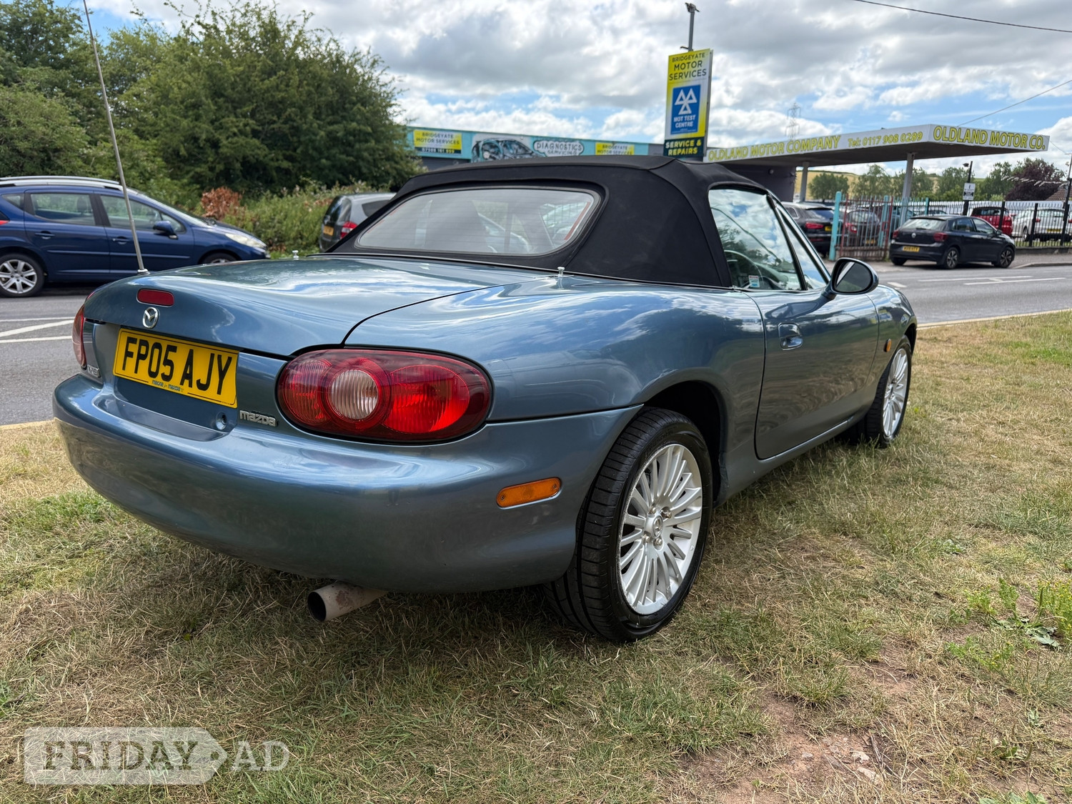 [ berth ]Mazda MX-5