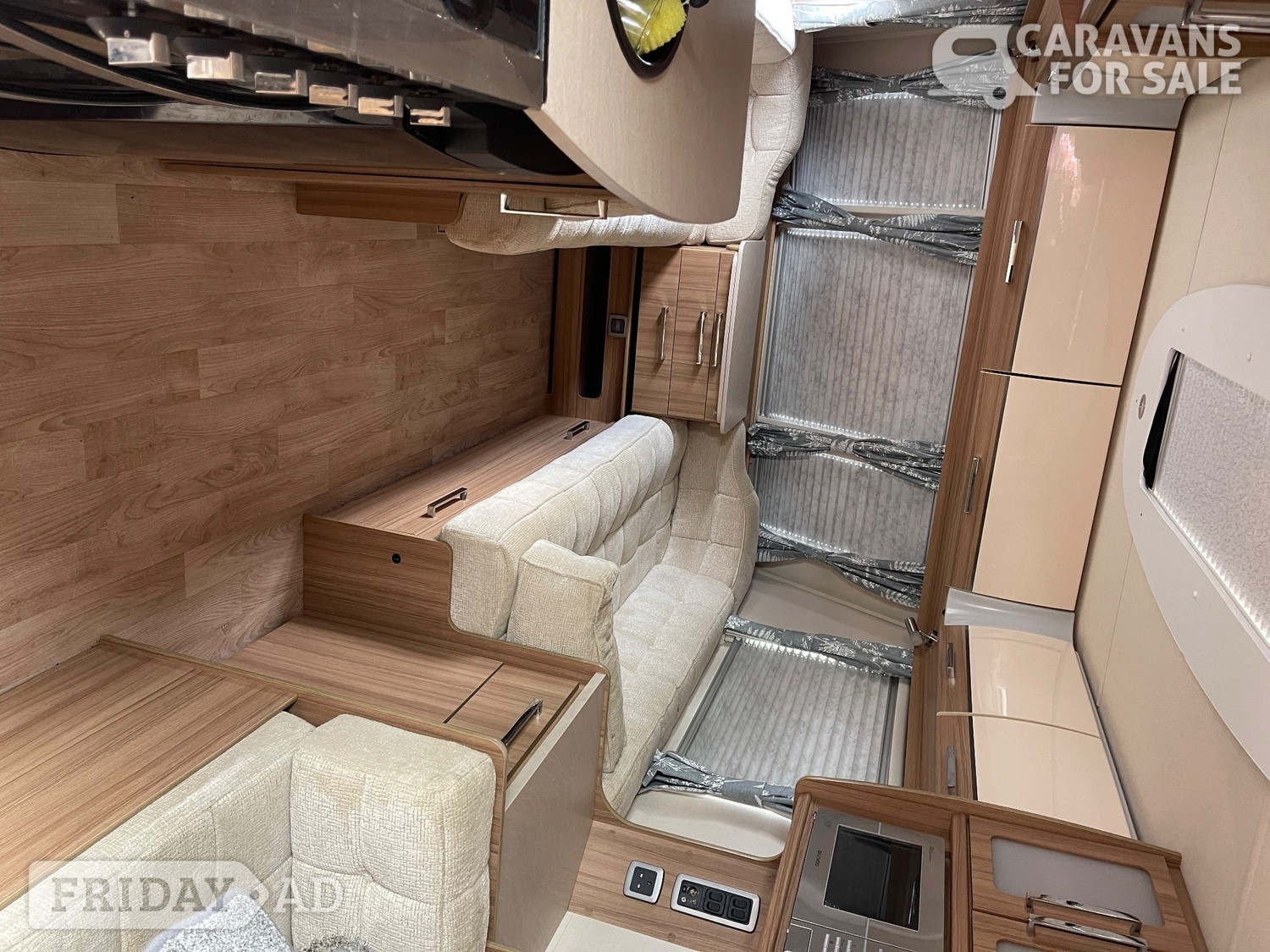 Lunar Clubman ES 2015 - Motorhomes & Caravans in South Molton
