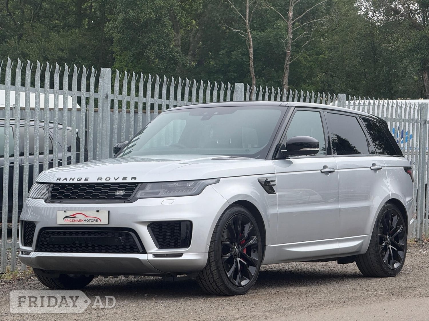 [ berth ]Land Rover Range Rover Sport