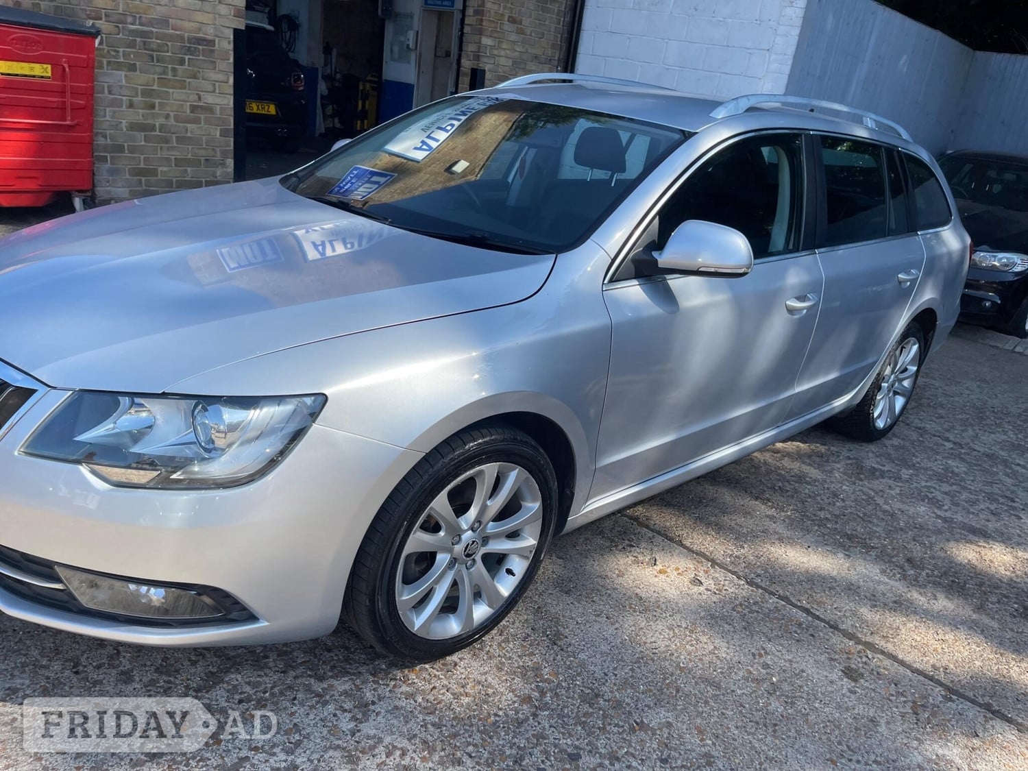 Skoda Superb 2014 - Cars