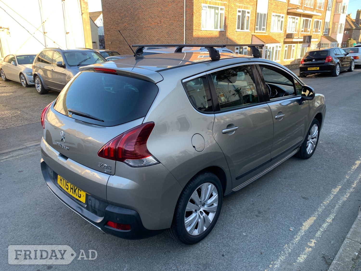 Peugeot 3008 2015 - Cars