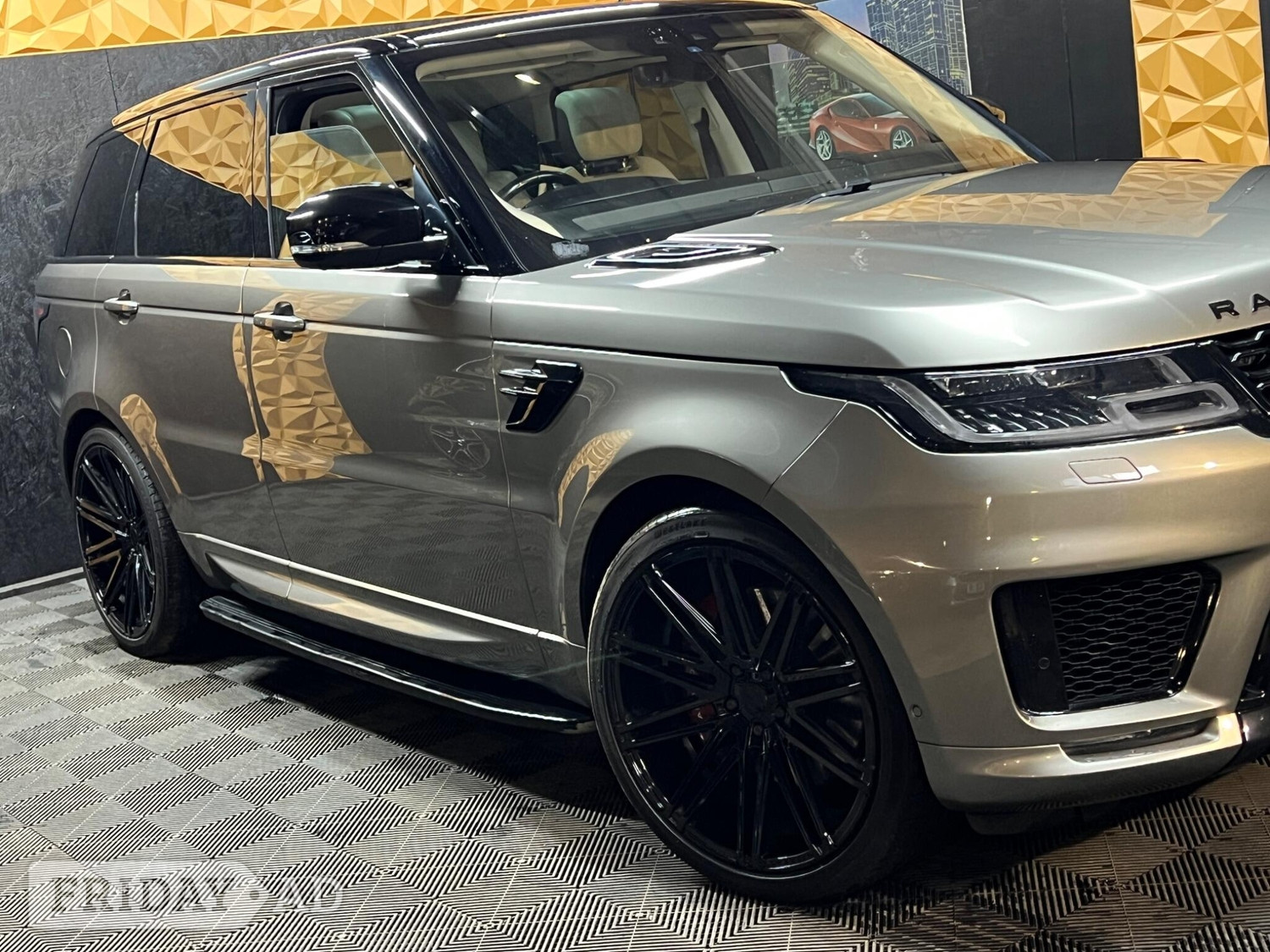 Land Rover Range Rover Sport 2018 - Cars