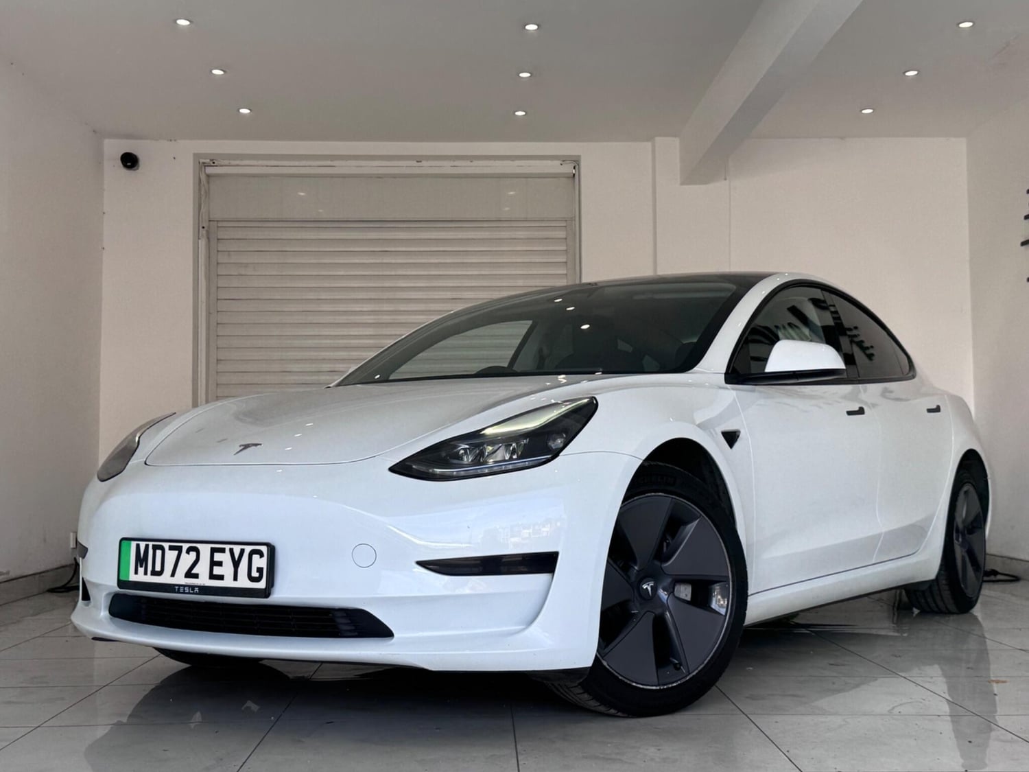 Tesla Model 3 2022 - Cars in Hounslow