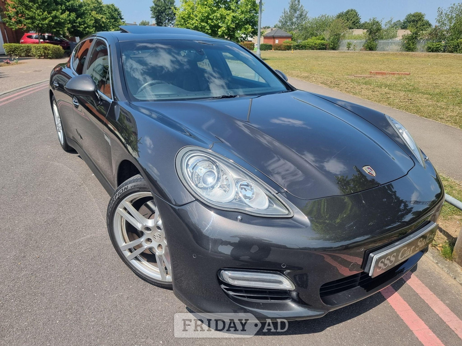 Porsche Panamera 2010 in Wandsworth