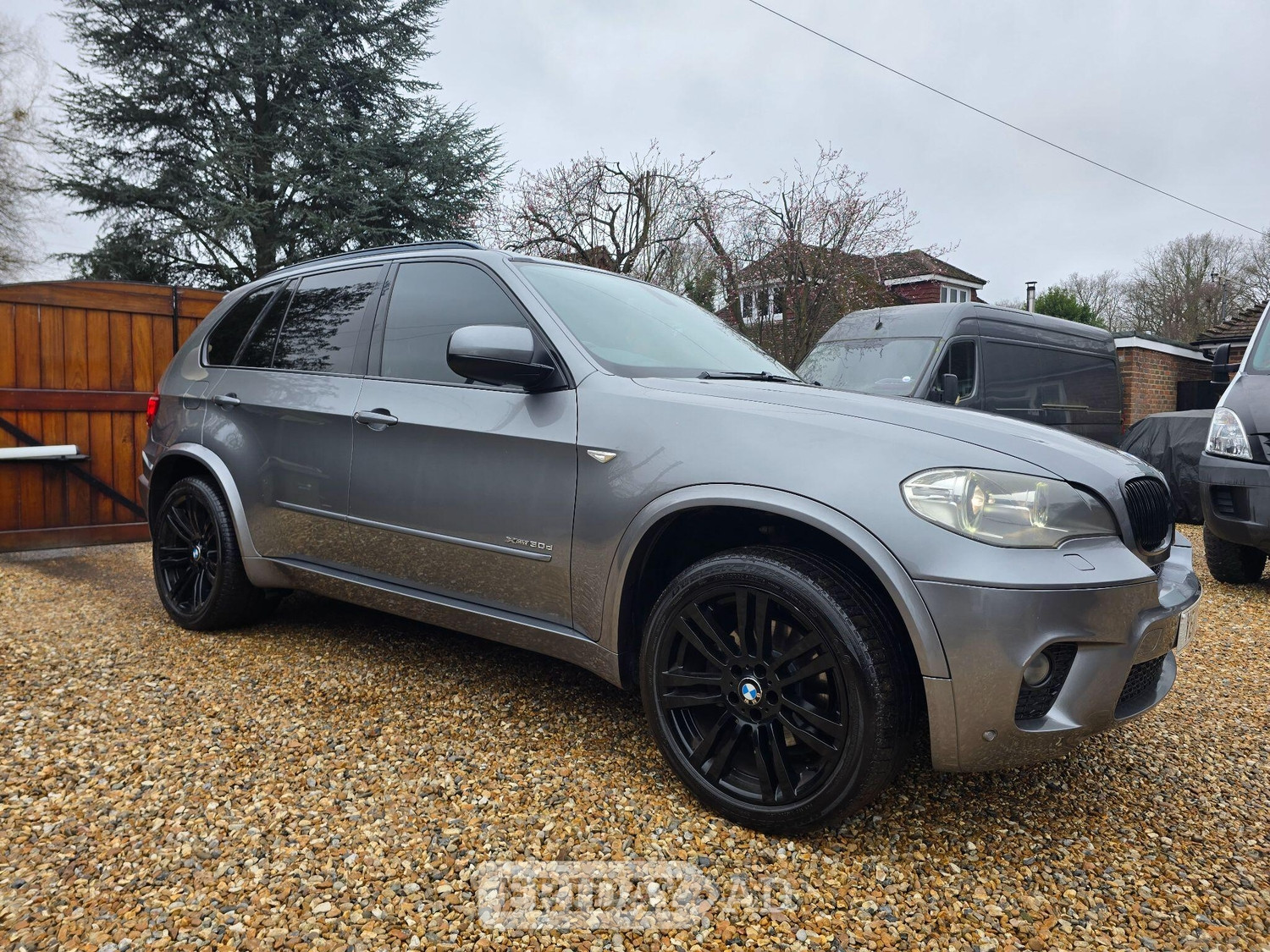 BMW X5 2011 in Aldershot