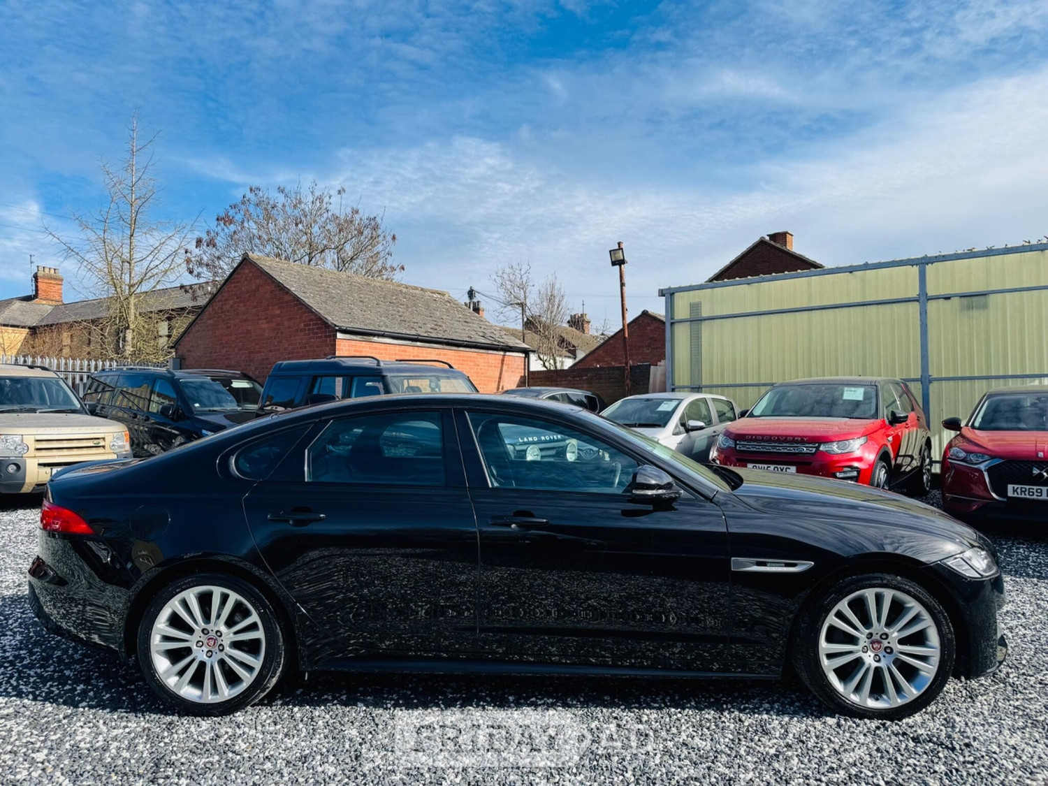 Jaguar XF 2017 - Cars