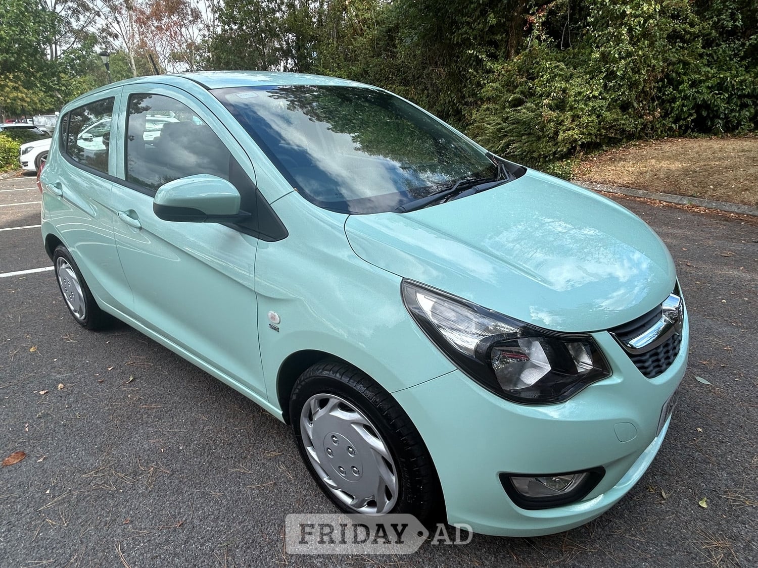 Vauxhall Viva 2016 in Southampton
