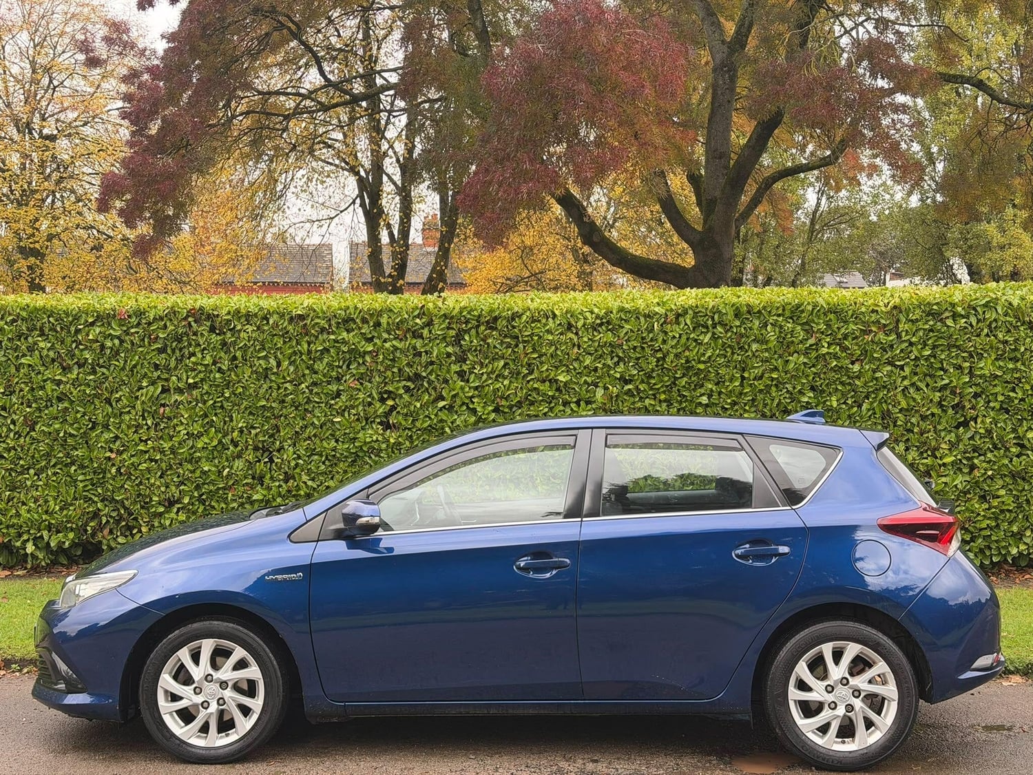 Toyota Auris 2017 - Cars in Birmingham