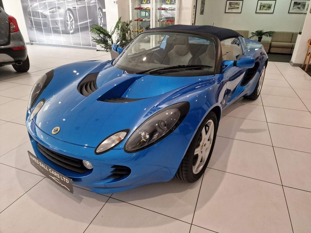 [ berth ]Lotus Elise