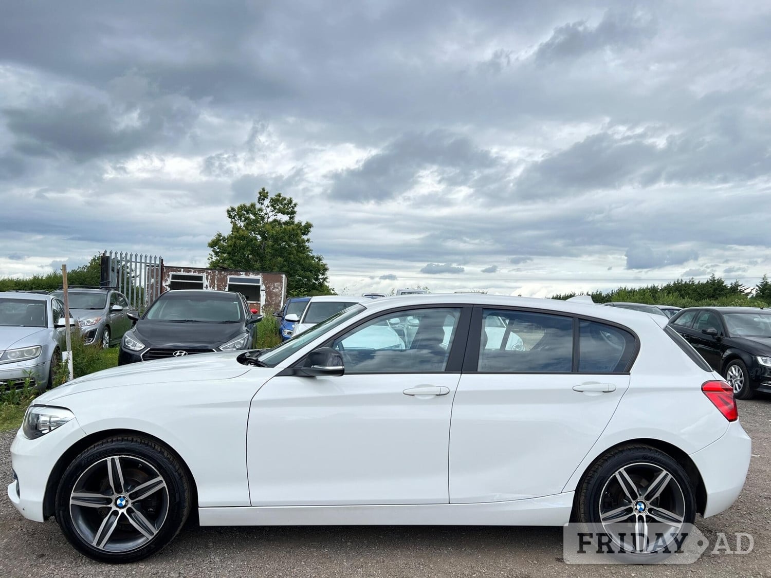 BMW 1 Series 2016 - Cars