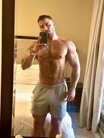 Mr_Dominic