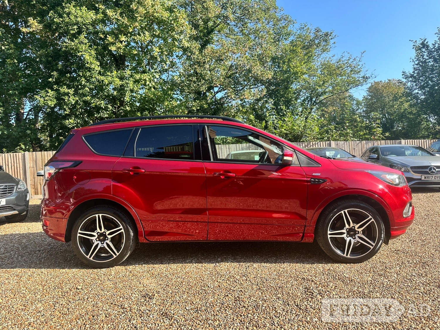 [ berth ]Ford Kuga