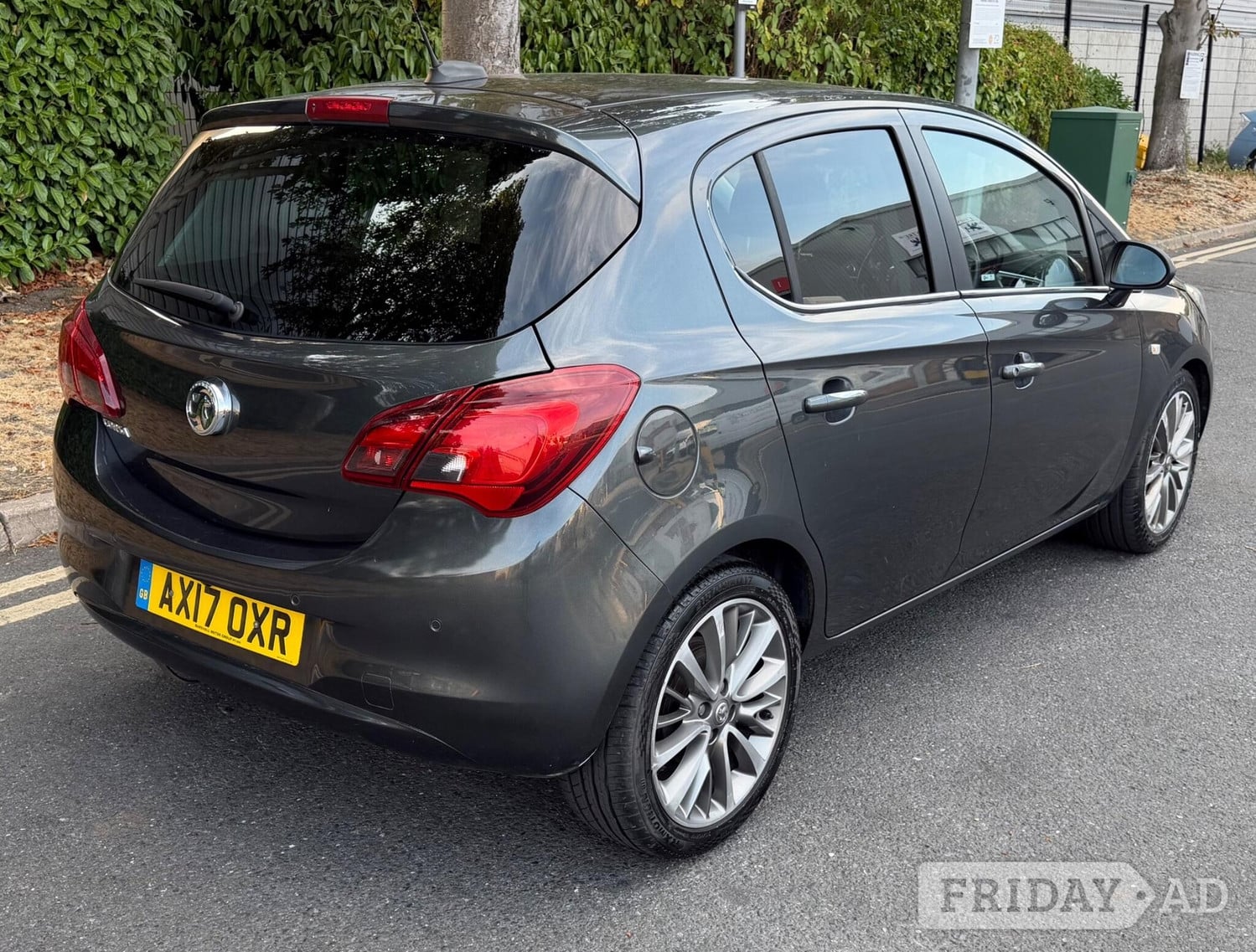 Vauxhall Corsa 2017 - Cars in Willesden