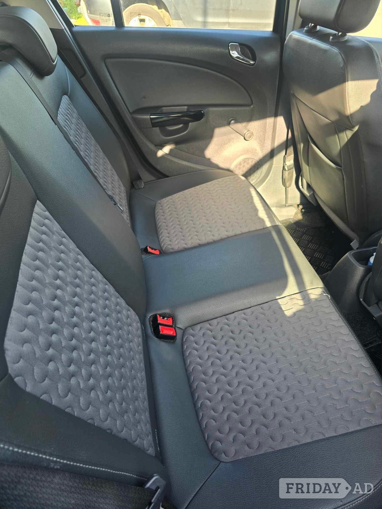 [ berth ]Vauxhall Corsa