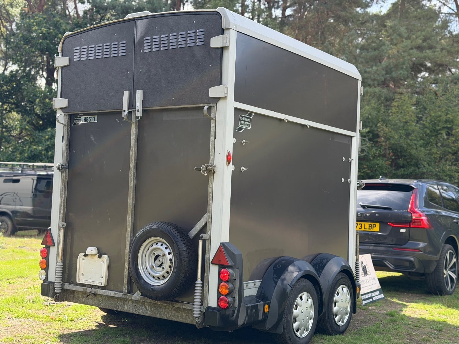 [ berth ]Ifor Williams HB511