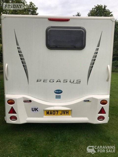 [ berth ]Bailey Pegasus Genoa