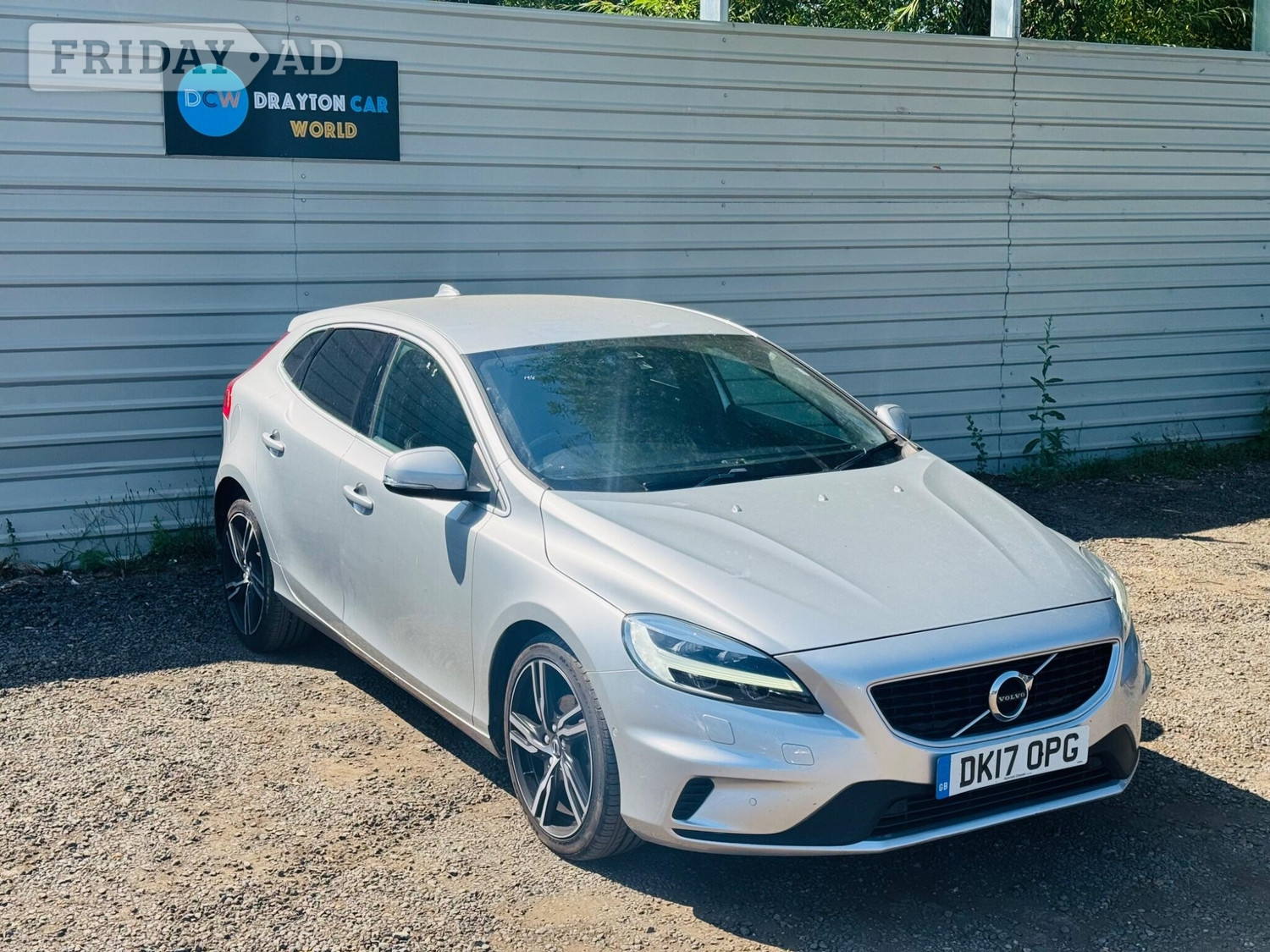 Volvo V40 2017 - Cars