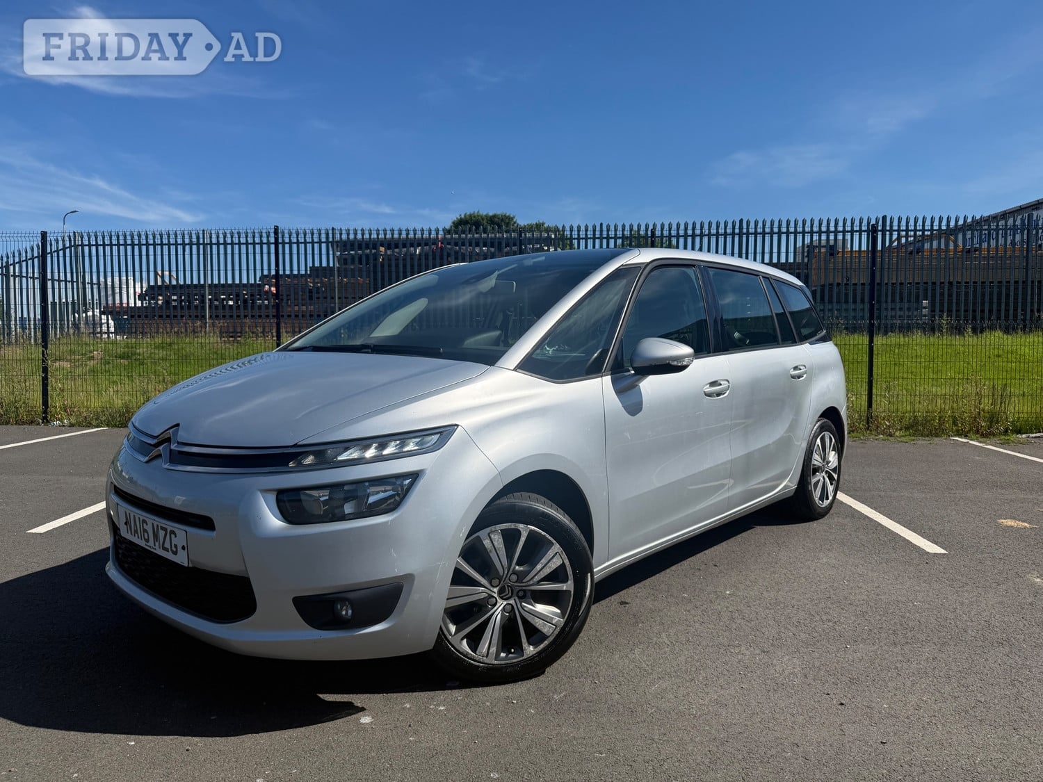 Citroen Grand C4 Picasso 2016 in Livingston