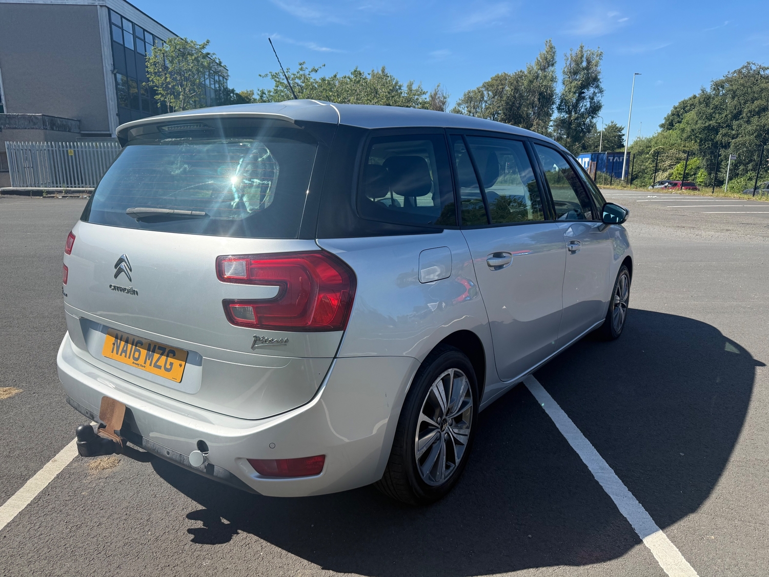 Citroen Grand C4 Picasso 2016 - Cars in Livingston