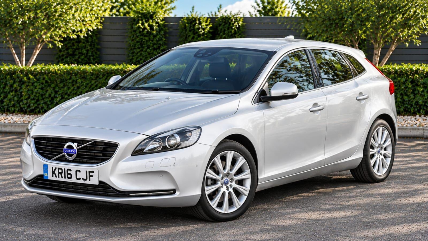 [ berth ]Volvo V40