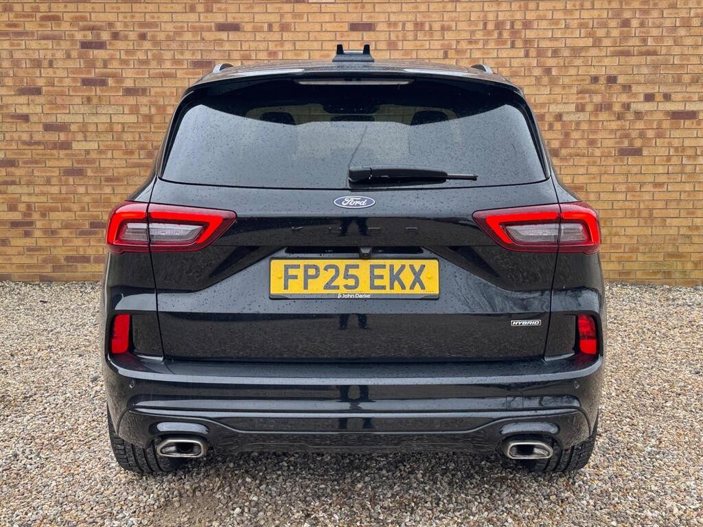 [ berth ]Ford Kuga