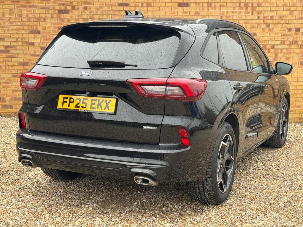 Ford Kuga 2025 - Cars