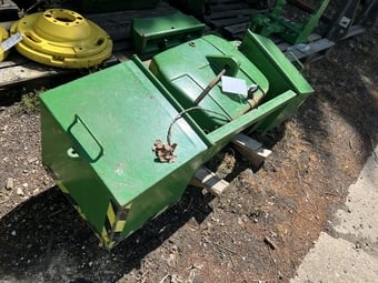 John Deere 900kg