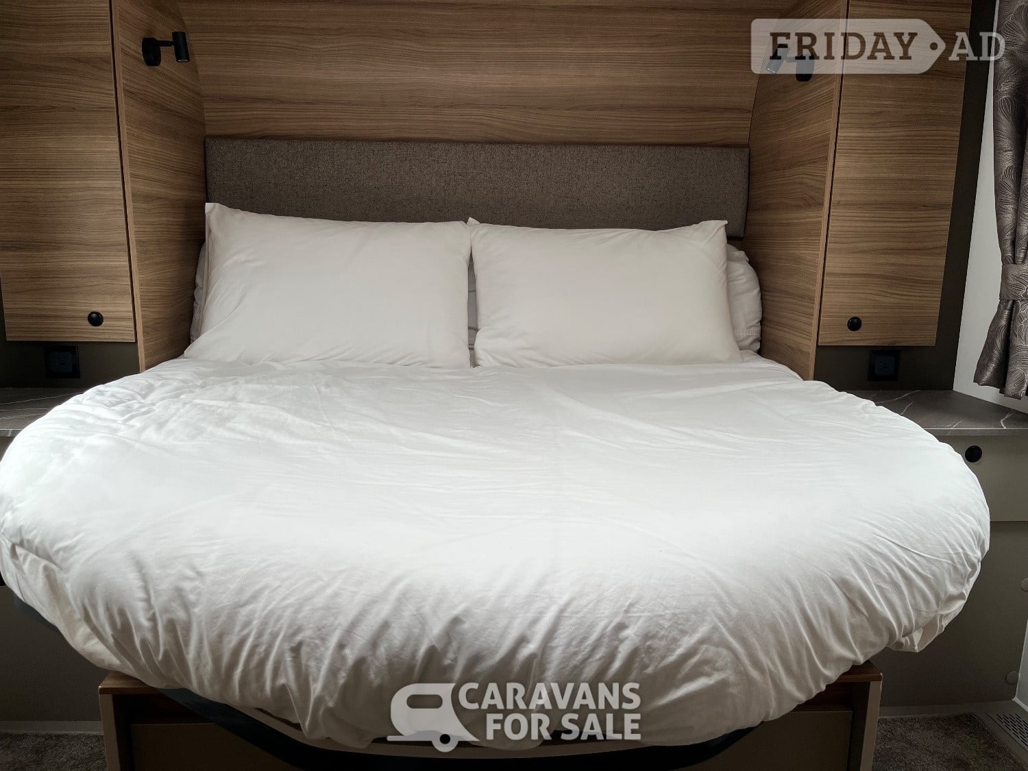 Tuck Me Under Island bed quilt and bedding in Milngavie