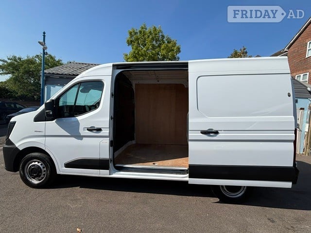 [ berth ]Renault Master