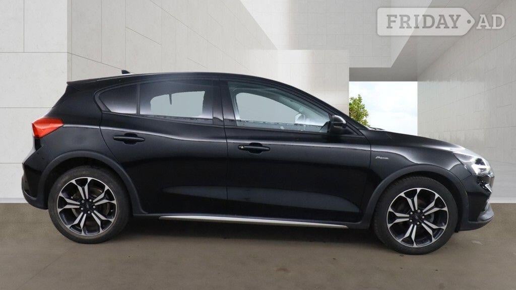 Ford Focus 2021 - Cars