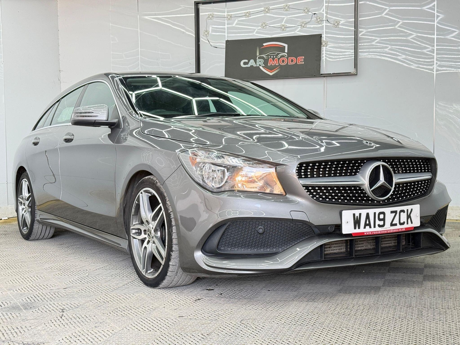 [ berth ]Mercedes-Benz CLA Class