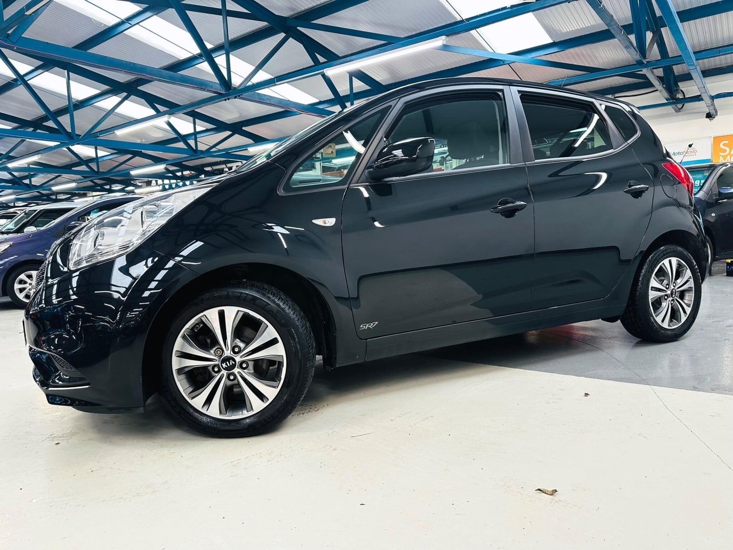 Kia Venga 2015 - Cars in Bolton