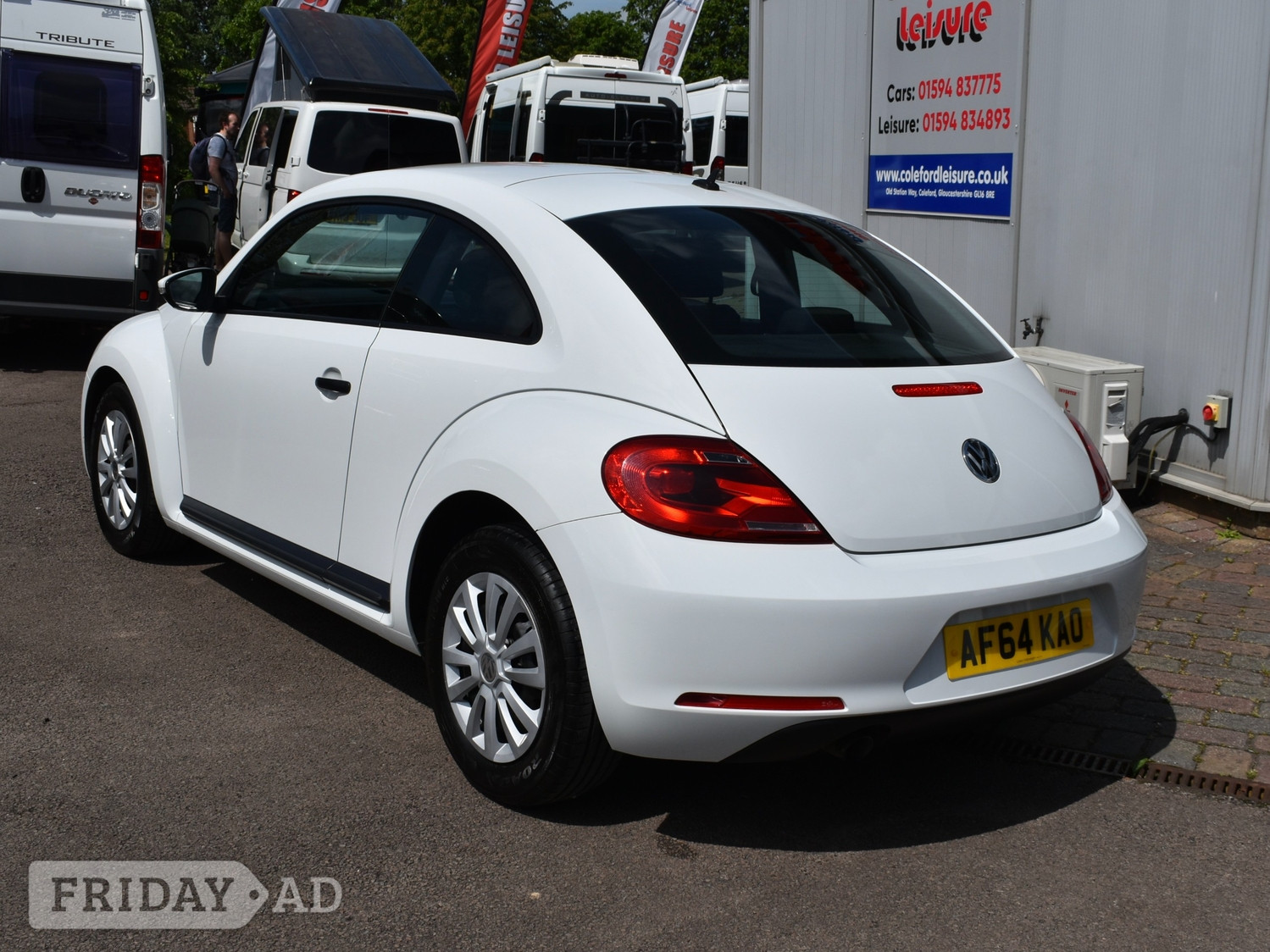 Volkswagen Beetle 2014 - Cars