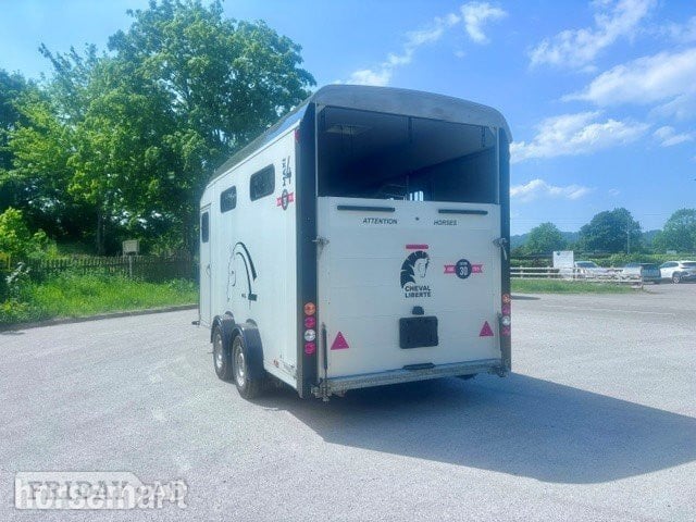 Cheval Liberte Maxi 4  Horse Trailer - Trailers & Horseboxes in Corwen