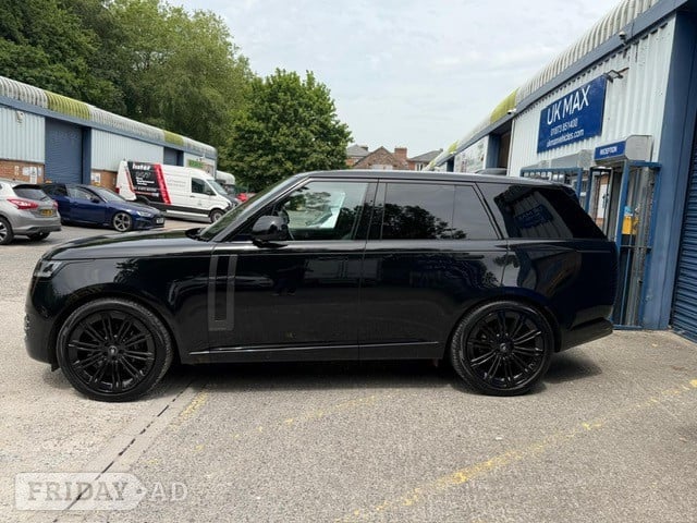 [ berth ]Land Rover Range Rover