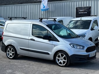 Ford Transit Courier 2015