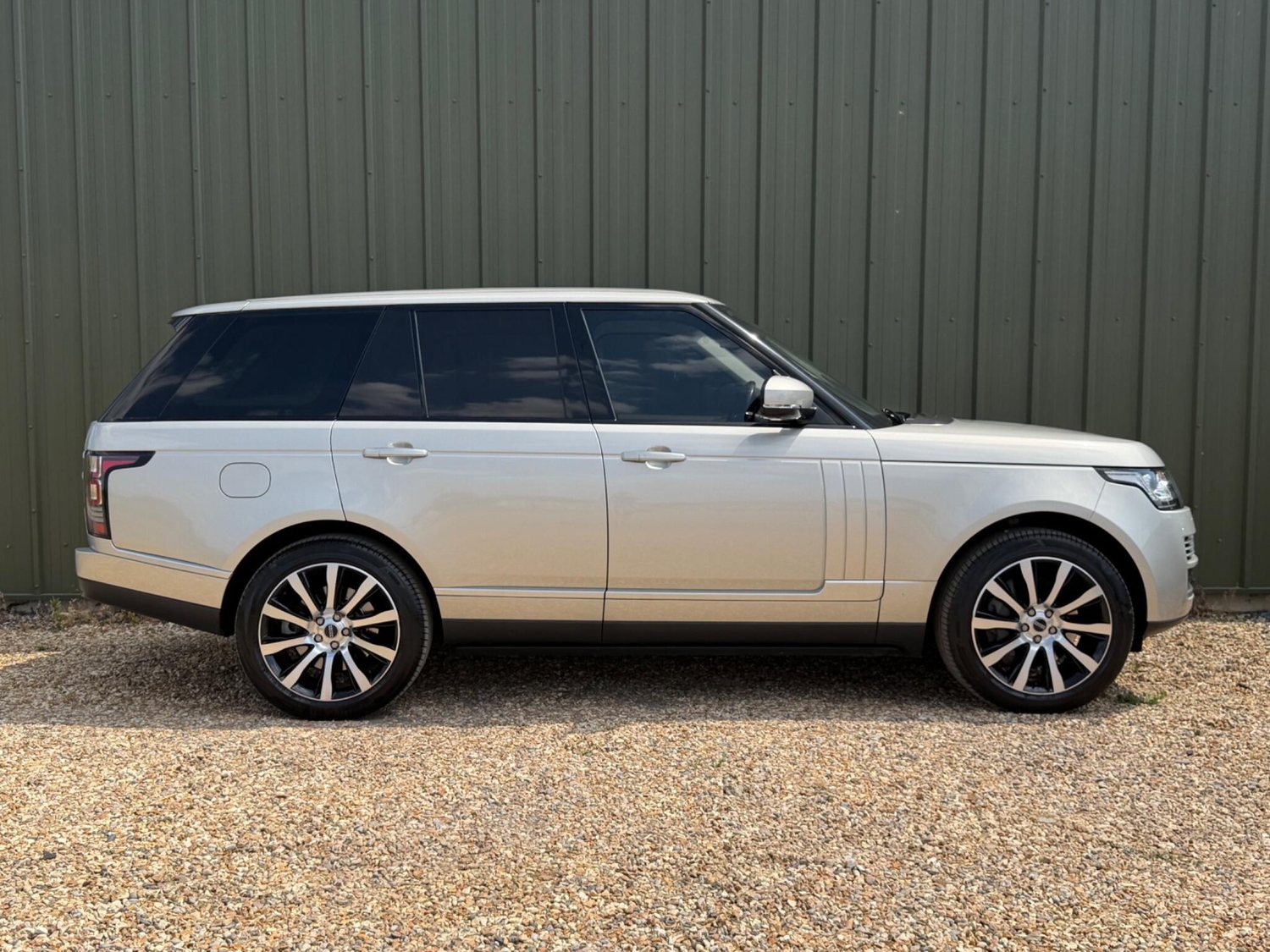 Land Rover Range Rover 2014 - Cars