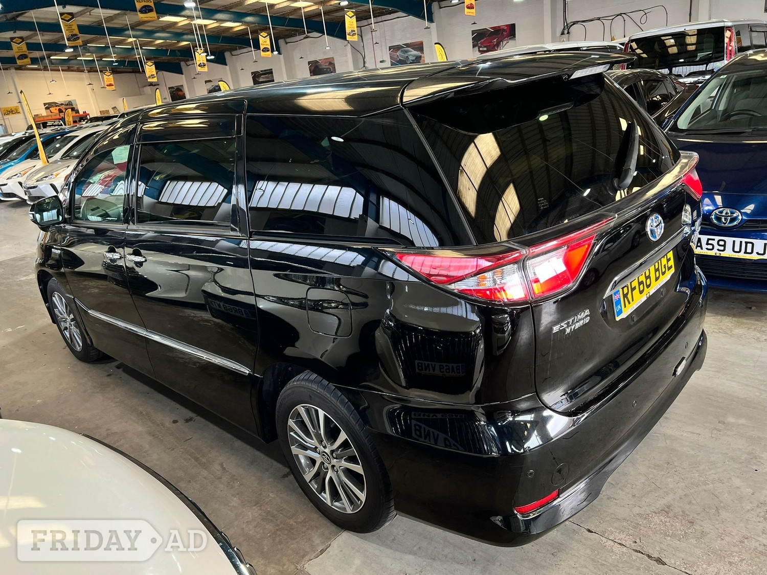 Toyota Estima 2018 - Cars in Birmingham