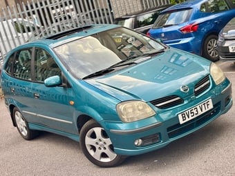 Nissan Almera Tino 2003