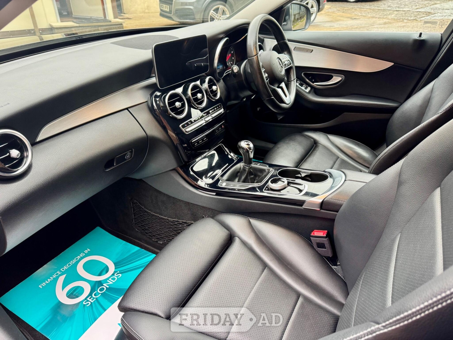 [ berth ]Mercedes-Benz C Class